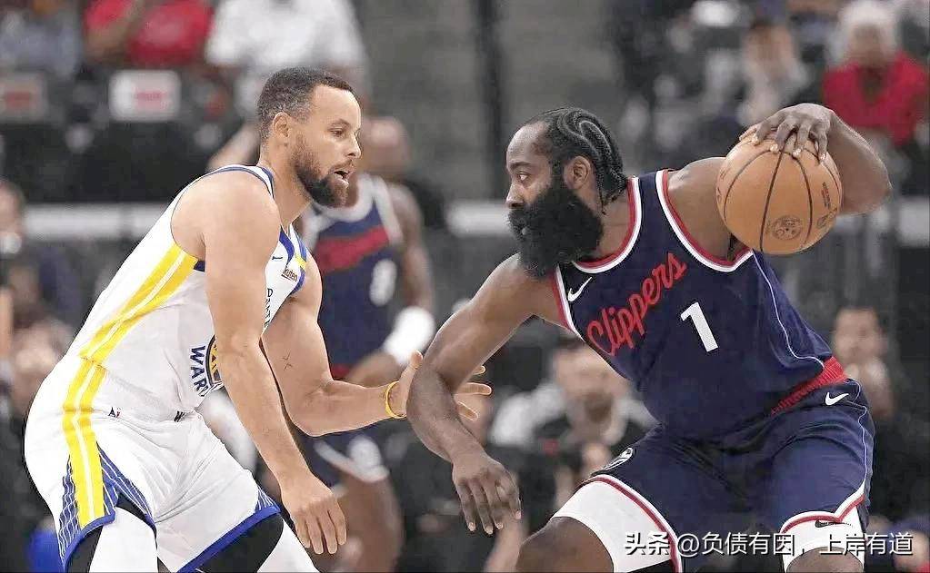 米乐体育官方网站入口-关于超级巨星：库里和哈登的表现引发球迷热议的信息