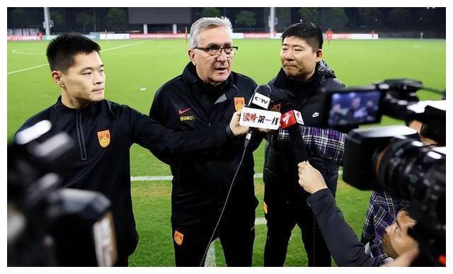 米乐体育m6官网下载-首尔FC主帅信心满满，豪言击败对手
